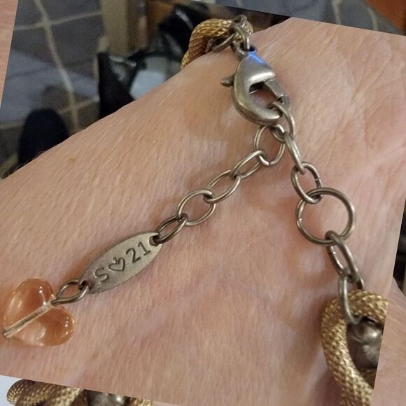 #Sabika Spring 2021 Soft Focus #Leatherette Chain Link Bracelet - Picture 3 of 5